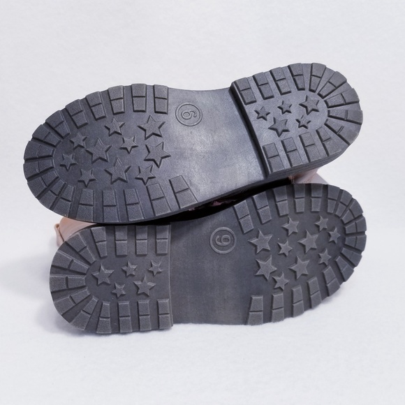 Cat & Jack Cherish Lace-up Boots - Size 9 - NWT - Picture 8 of 8